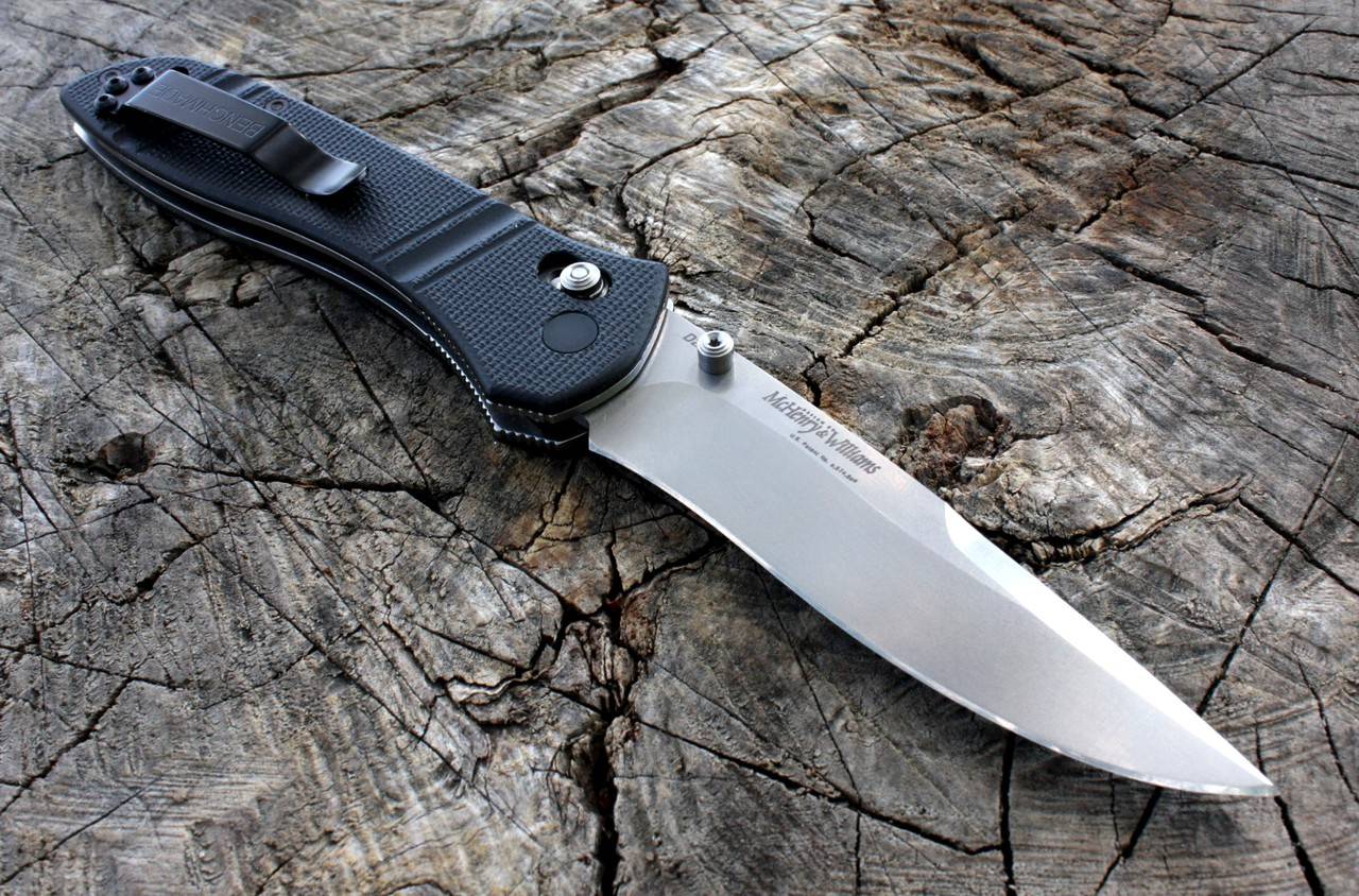 Обзор Benchmade 710 D2
